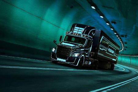 04/2021, Freighliner eCascadia