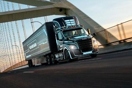 04/2021, Freighliner eCascadia