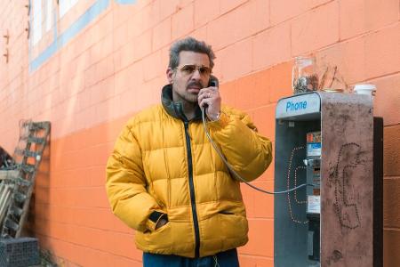 Wer Inhalte gerne mit Untertiteln anschaut, kann in den Account-Einstellungen die Anzeige an eigene Vorlieben anpassen. So l...