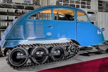 C.1940 BOMBARDIER B-7 SEVEN PASSENGER SNOWMOBILE