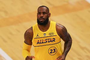 NBA: Spielerkarte von James erzielt Rekorderlös