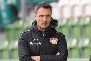 Frauenfußball: Trainer Feifel verlängert in Leverkusen