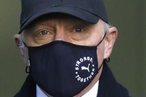 Becker über Federers erneute Knie-OP: "Kein gutes Zeichen"