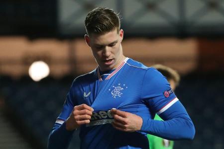 Nach Fehlstart: Fürth holt Itten und Griesbeck