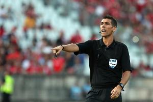 Portugiese Verissimo leitet Flick-Premiere