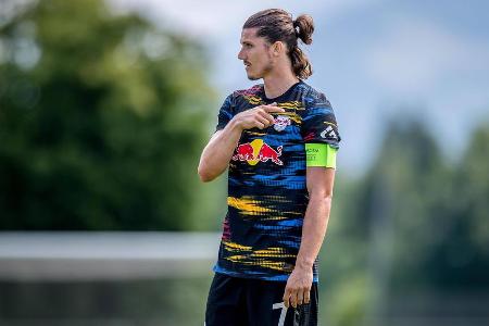 Sabitzer gilt derzeit als der wohl heißeste Transferkandidat beim FC Bayern. Aber: noch fehlen die finanziellen Mittel, um d...