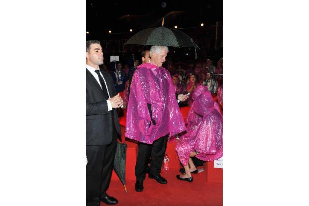 ...da bewies Bill Clinton bereits in der Vergangenheit (etwa 2010 beim Life Ball in Wien), dass er dieser Herausforderung eb...