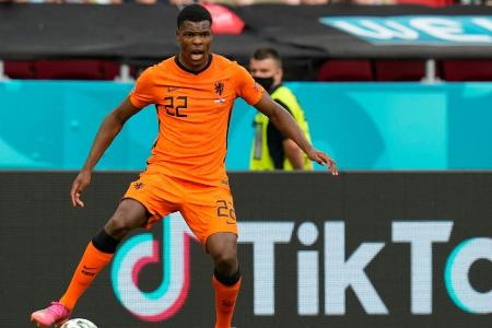 Medien: Inter Mailand holt Niederländer Dumfries