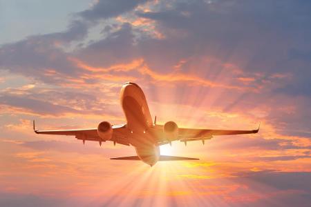Möglichst billig soll der Flug in den Urlaub oder zum Geschäftstermin sein, da sind sich die allermeisten Reisenden einig. S...
