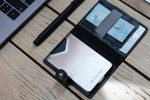 Getestet: Lite Wallet von Ledlenser