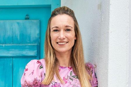 Christine Theiss ist auch wieder dabei. 