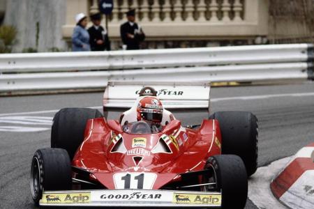 'Es gibt tausende junger Burschen, die schneller Autofahren können als ich. Aber ich sitze in einem Ferrari.' (Lauda über se...