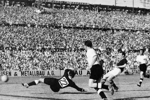 Das SID-Kalenderblatt am 3. August: Das Berner Wankdorfstadion wird gesprengt