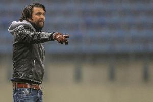 Trainer Hyballa kündigt bei Esbjerg: "Eine Riesensauerei"