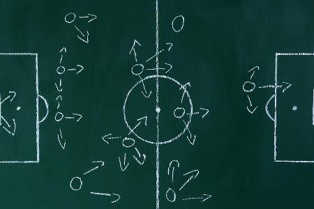 Kobel - Passlack, Can, Akanji, Schulz - Bellingham, Witsel, Dahoud - Reus - Malen, Haaland