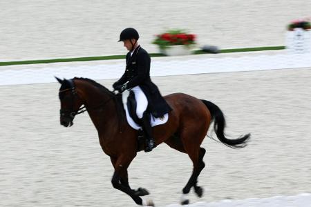 Vielseitigkeit: Jung und Auffarth patzen - Krajewski kämpft um Gold