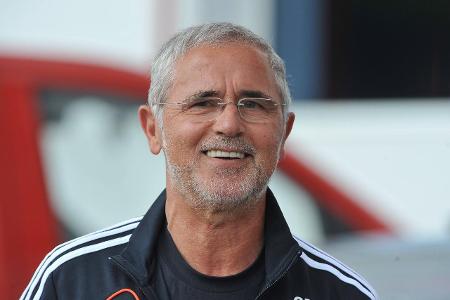 Der fr�here Bomber der Nation Gerd MUELLER Co-Trainer Baye...