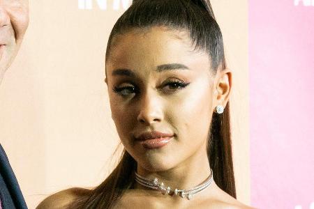 Ariana Grande zeigt ihr Leben mit Ehemann Dalton Gomez.