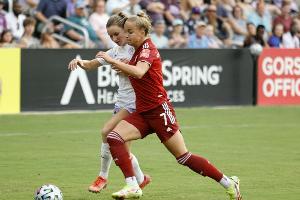 Nach 336 Tagen: Nationalspielerin Gwinn feiert Comeback nach Kreuzbandriss