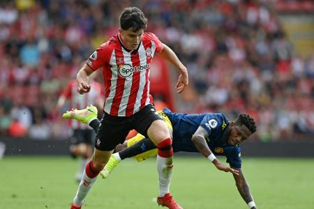 Chelsea startet perfekt - ManUnited nur Remis