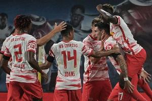 Szoboszlai trifft traumhaft: Leipzig zerlegt Stuttgart