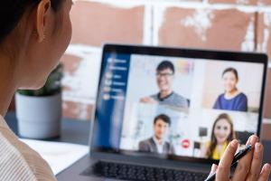 Video-Meetings sind seit Beginn der Corona-Pandemie noch verbreiteter als zuvor.