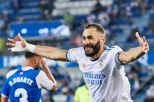 Benzema verlängert bei Real