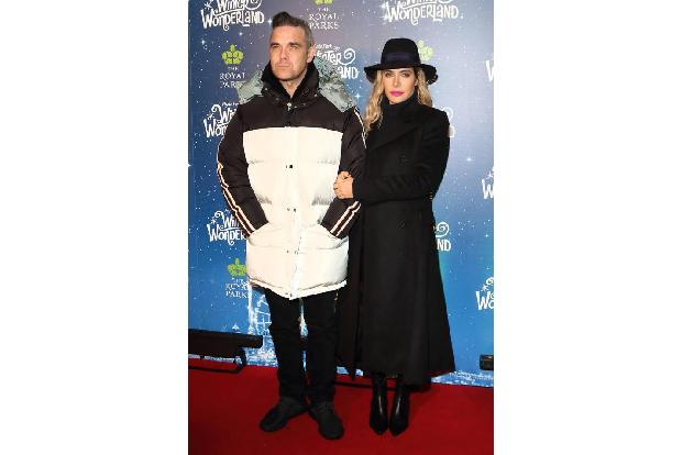 Sein skandalträchtiges Leben ließ der Ausnahmekünstler endgültig hinter sich, als er 2006 die Schauspielerin Ayda Field kenn...