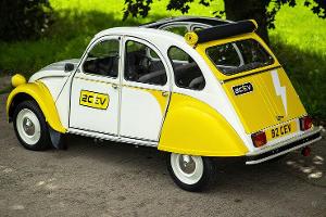 07/2021, Citroen 2cEv Ente mit Elektroantrieb