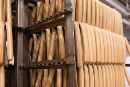 VW-Currywurst, Herstellung