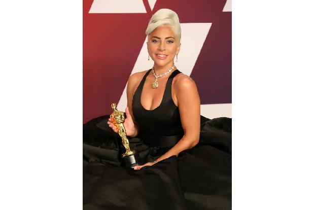 ...Foundation unterstützt Lady Gaga Menschen mit psychischen Erkrankungen. Die Sängerin habe ihr Leben lang mit Depressionen...