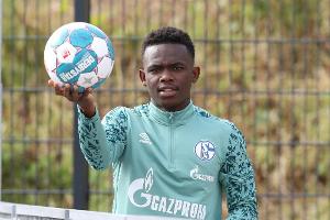 Schalke verleiht Matondo an Cercle Brügge