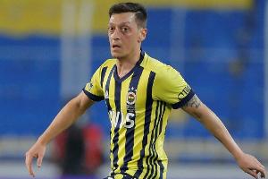 Sport1 zeigt EL-Play-off-Rückspiel von Özils Fenerbahce live