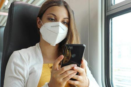 Mit den richtigen Apps sind lange Zugfahrten nicht mehr langweilig.