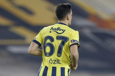 Özil schießt Fenerbahce mit erstem Tor zum Sieg