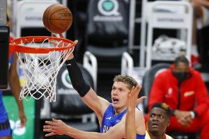 Mit Bruder Franz vereint: Moe Wagner bleibt in Orlando