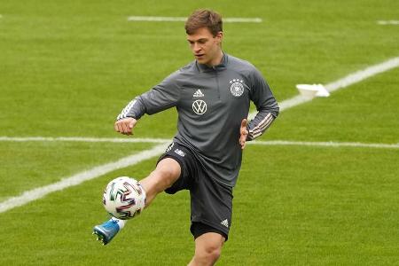 Kimmich zählt längst zu den weltbesten Spieler im defensiven Mittelfeld. Der 26-Jährige und Flick kennen und schätzen sich. ...