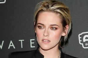 Kristen Stewart, hier auf einem Event im vergangenen Jahr, spielt Prinzessin Diana.