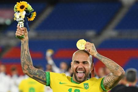 Gesichter Olympias: Dani Alves (Fußball) - 38 Jahre, 44 Titel