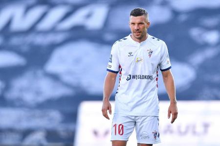 Podolski wegen Corona-Infektion in Quarantäne