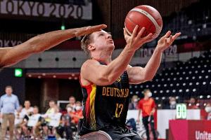 Rollstuhlbasketballer besiegen den Weltmeister - Frauen vorzeitig weiter