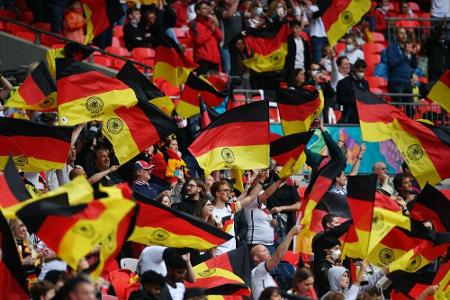 Keine deutschen Fans bei Flick-Debüt