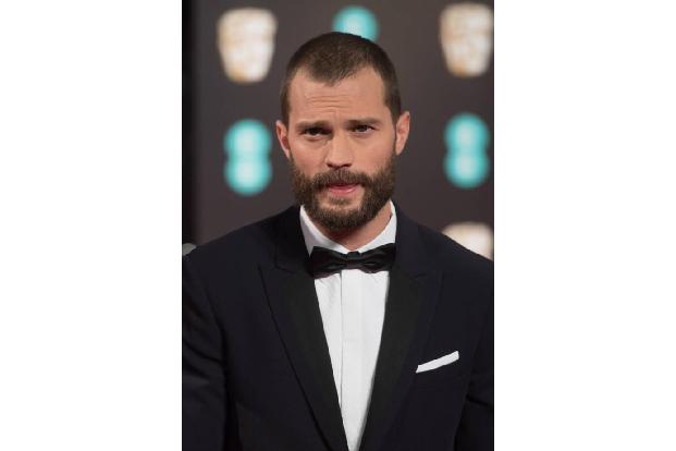 Jamie Dornan empfand den Dreh der Sexszenen in '50 Shades of Grey' als sehr, sehr unangenehm. Etwas beruhigte es ihn, dass i...