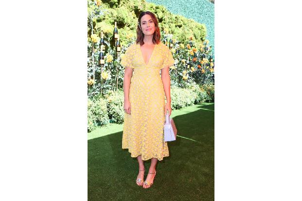 ...Bett geblieben. Aber ich weiß, dass das nicht bei jedem so ist, dass das die ganze Schwangerschaft über andauert.