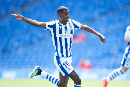 Bekam beim BVB in der Regel nur Kurzeinsätze, zeigt aber in La Liga aktuell, welch großes Talent er ist. Traf vor allem zu B...