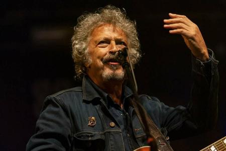 Sänger Wolfgang Niedecken war 2011 von einem Schlaganfall betroffen. Seine Frau konnte rechtzeitig Hilfe holen. Nach einer O...