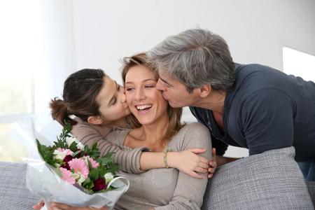 Übrigens: Rund 59 Prozent der Mitbringsel für deutsche Mütter sind Blumensträuße. Für Blumenhändler bedeutet dies nicht nur ...