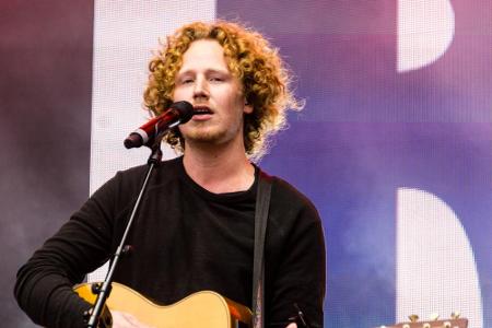 Ein Jahr später konnte Deutschland nach der langen Durststrecke endlich aufatmen: Michael Schulte (31) holte mit 