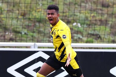 Wurde von Terzic im Lauf der Rückrunde ins kalte Wasser geworfen und ging nicht unter. Im Gegenteil. Sein Siegtreffer gegen ...