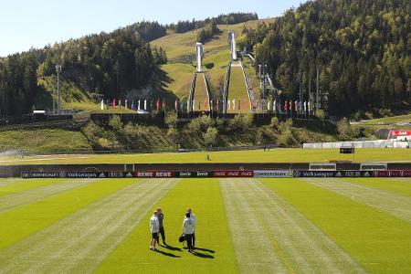 Der DFB-Tross um Bundestrainer Joachim Löw hat im österreichischen Seefeld seine Zelte aufgeschlagen. In der Berg-Idylle wil...
